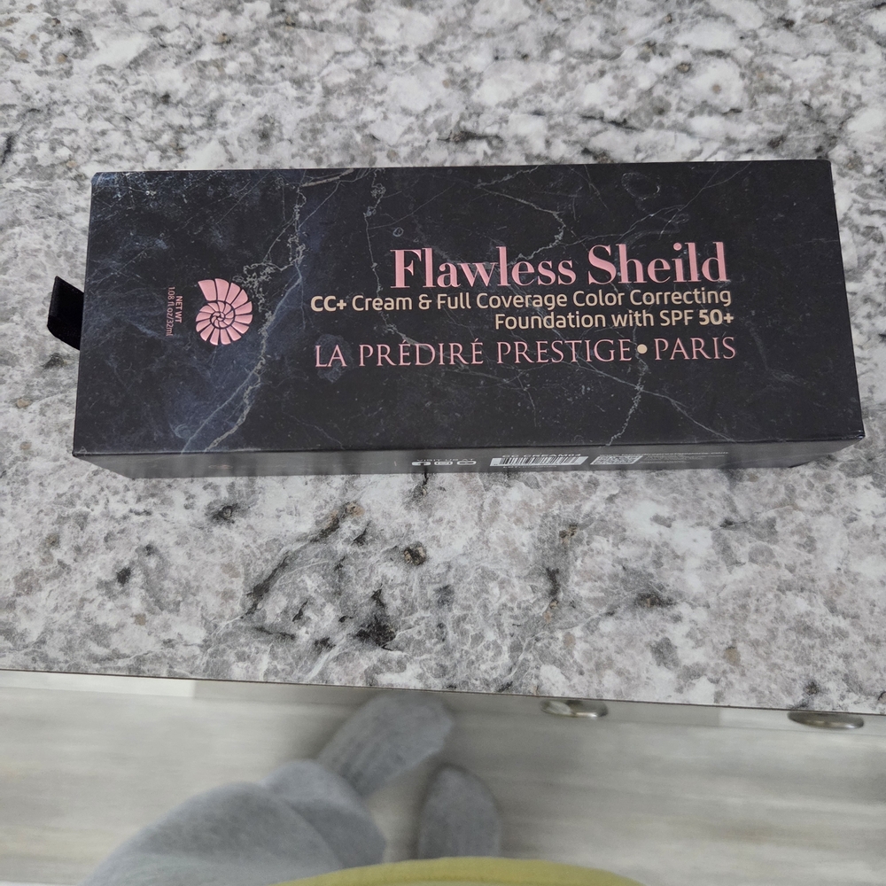 2 New Flawless Shield Foundation #5 2WL & # 1 2NL Makeup